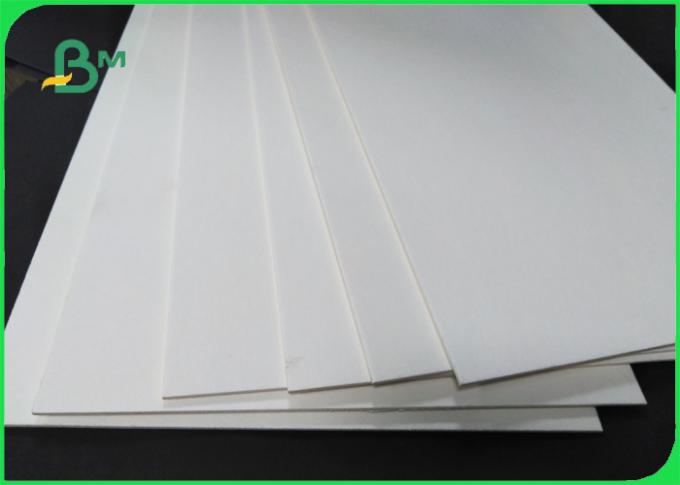 백서 흡수제 패드 Natural white 백서를 더럽히는 것을 가진 1.0 밀리미터 책상 매트