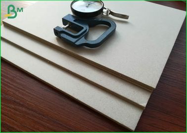 수송용 포장 상자를 위한 ISO 9001 기준에 의하여 박판으로 만들어지는 회색 두꺼운 판지 1200gsm