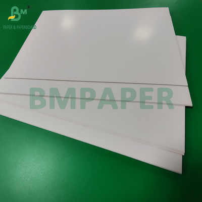 270gsm 330gsm FBB GC1 포장용 용지 61 x 156cm 내구성