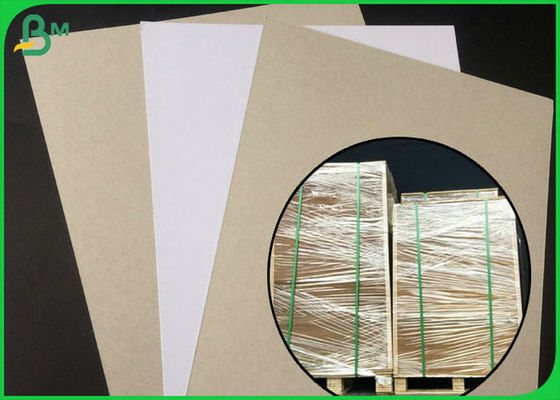 큰 목록 패킹에 있는 회색 뒤를 가진 FSC에 의하여 증명되는 입히는 이중 널 백색 측