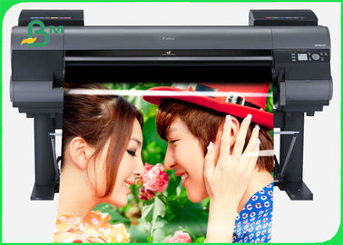 200g 260g RC는 EPSON 24" 36"를 위한 광택/공단 사진 종이를 x 30M 방수 처리합니다