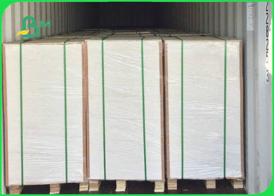 61 * 61cm 1.5mm 2.0mm FSC & 화장용 상자를 위한 SGS 쌍신회로 널 백색 뒤