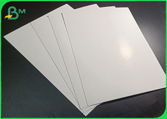 식품 등급 일 측 Pe는 도시락을 위한 하얀 크라프트 지를 코팅했습니다