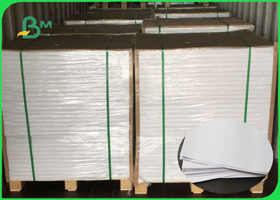 좋은 잉크 흡수 FSC는 각종 책을 위해 주문을 받아서 만들어진 상쇄 종이 사이즈를 증명했습니다