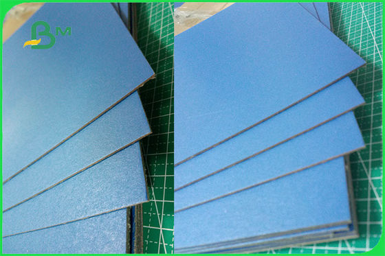 크리스마스 선물 상자를 위한 FSC 다채로운 광택 있는 와니스 엄밀한 두꺼운 종이 2.0mm