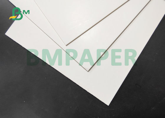 보석 박스 하드 강성 1m Ｘ 1.3m을 위한 2 밀리미터 광택이 나는 엄격한 하얀 판지