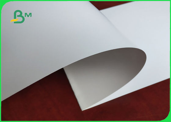 FSC 실크 매트 종이 100/115/120/150/300GSM는 좋은 반반하게 해 효력을 인쇄하