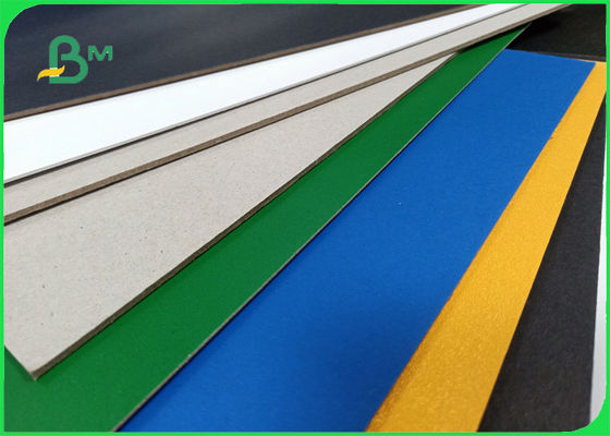 2.0mm FSC는 선물 상자를 위한 펄프 광택 있는 와니스 다채로운 두꺼운 종이를 재생합니다